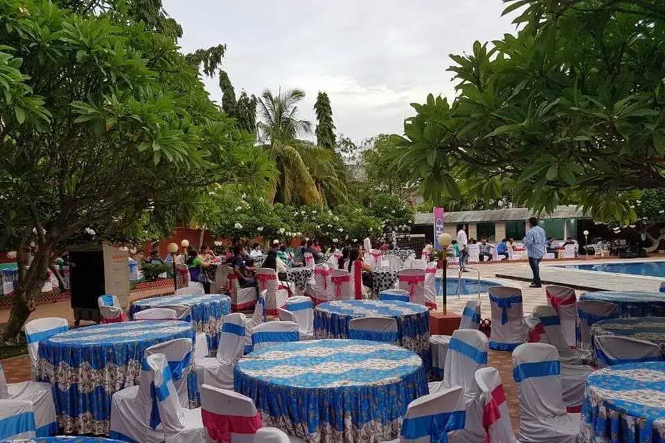 Happy Resorts Happy Resorts