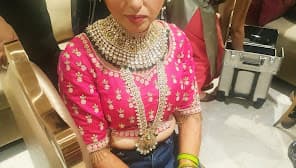 Avira Makeup Academy