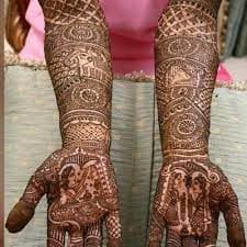 Paras mehndi art