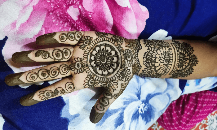 Subhradipa Mehendi