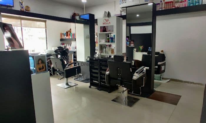 Modern Unisex Salon