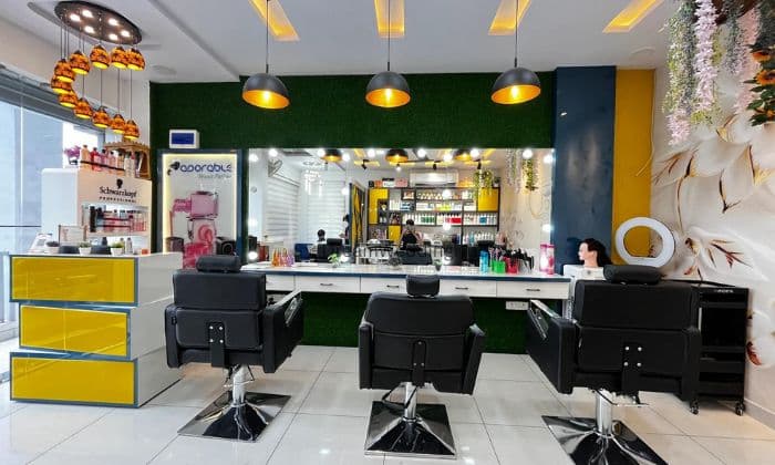 Adorable Beauty Parlour