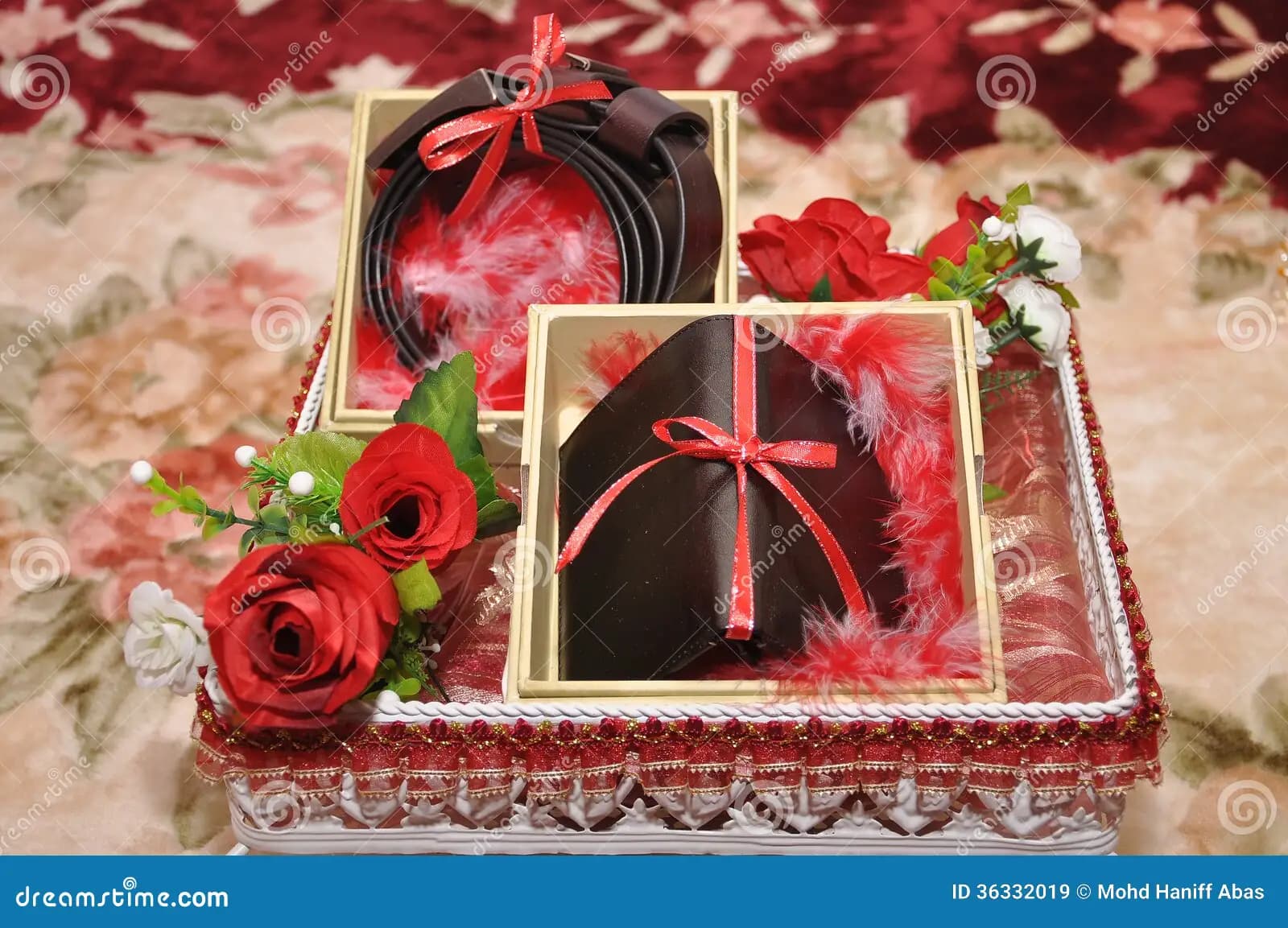 PUNDEER ART AND GIFTS SHOP