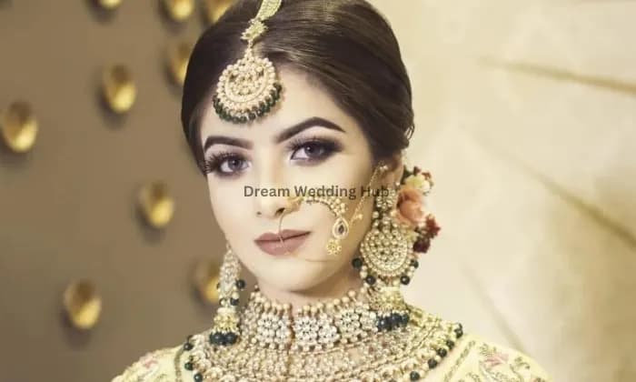 Colour Lounge Lawrence