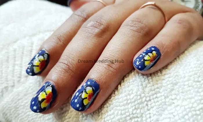 Makeup by Saniya Sareen