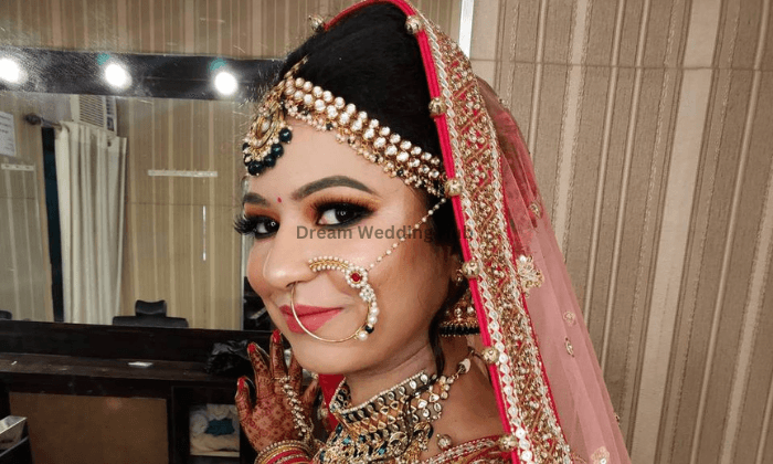 Priyansh Beauty salon