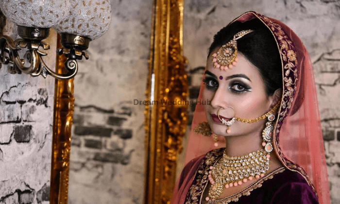 The Aura Unisex Salon