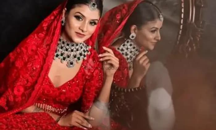 New Tilak Silk Store