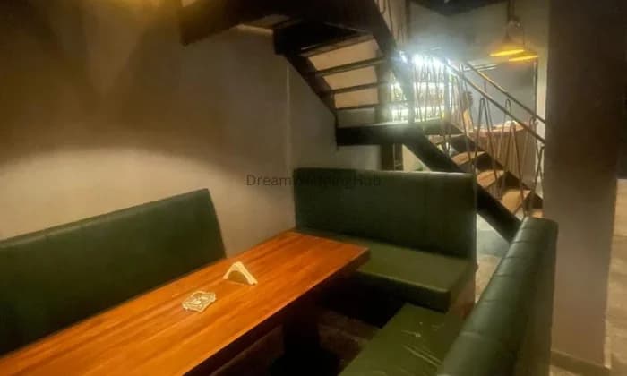 MOB BAR & RESTAURANT