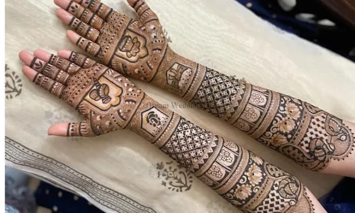 Chaurasiya mehndi artist