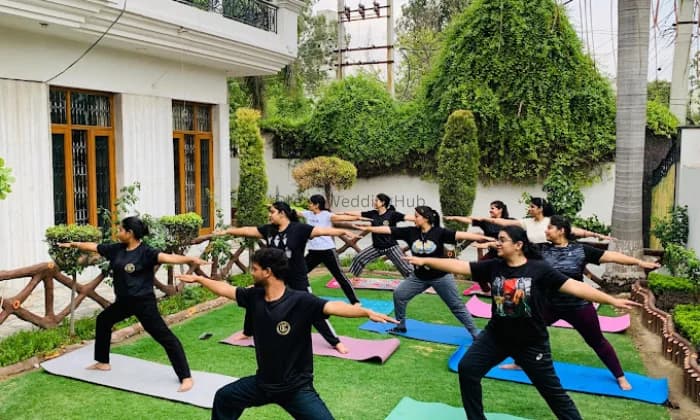 UNITED CREATIONS DANCE