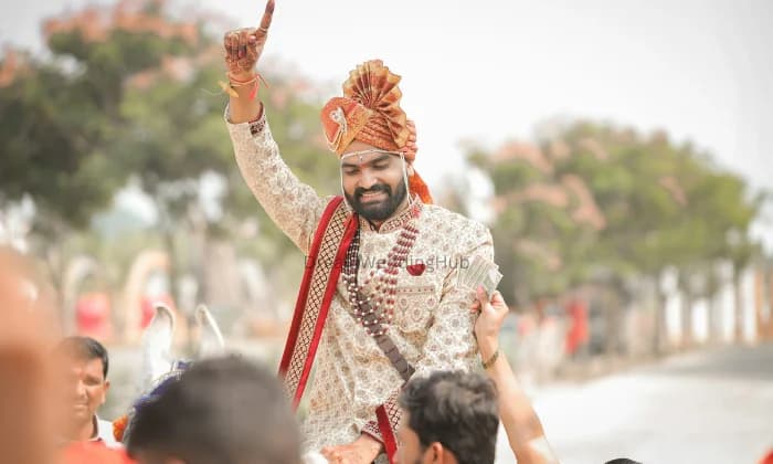 Alamgir Tailors & Drappers