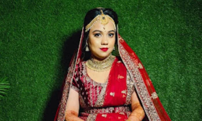 MUSKAN AMBASTA The Makeup MUSKAN AMBASTA The Makeup