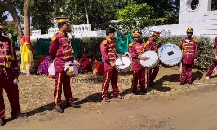 Swapna Bandparty And Orchistra