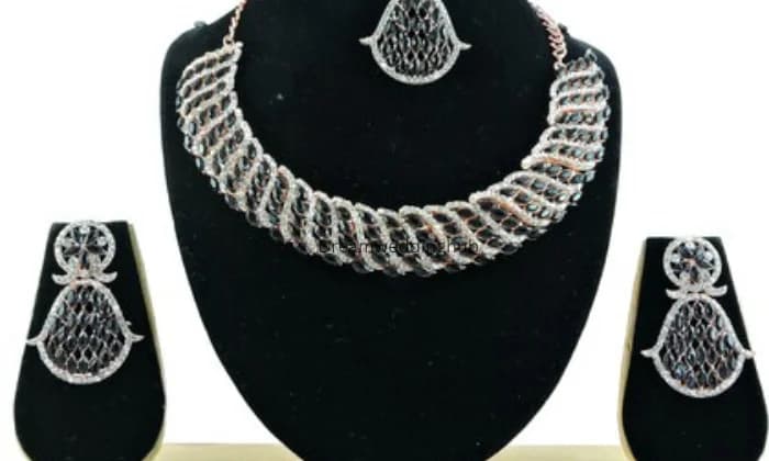 Maa Lilauri Jewellers