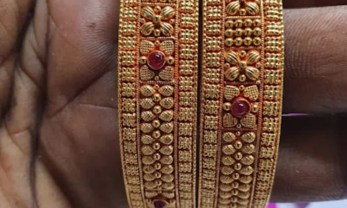 Chamundeshwari Gold and Silver