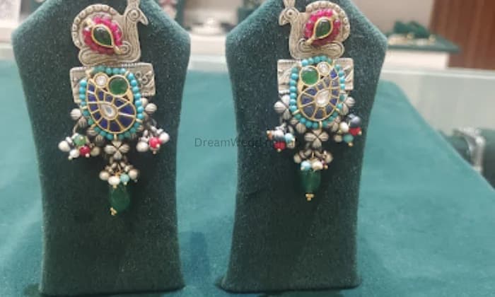 SHRI HEENA JEWELLERS