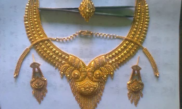 TRILOCHAN Jewellery