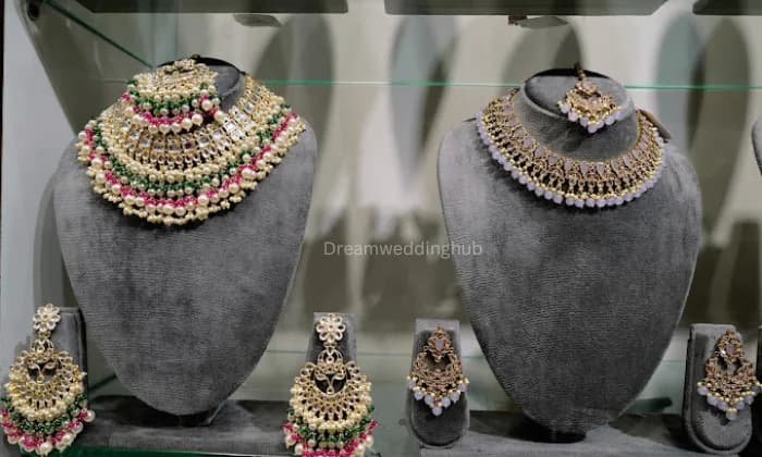 Girdhari Lal Devininder Kumar Jewelle