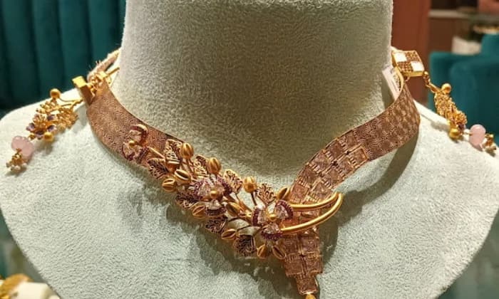 NILANI JEWELL PALACE