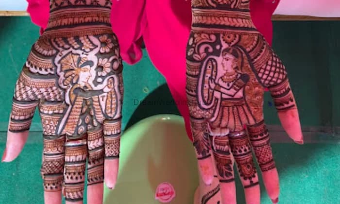 Ruksarmehndi artist