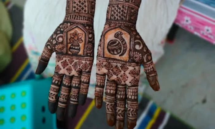 Gayathri mehendi arts
