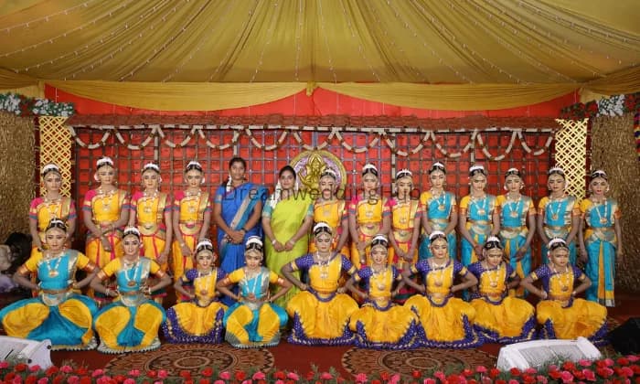 KUMARI DANCE SCHOOL