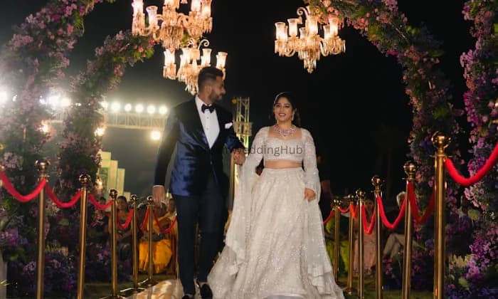 Classic Clicks Photo Studio