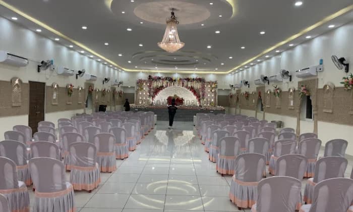 Heritage Banquet Hall  Lawn