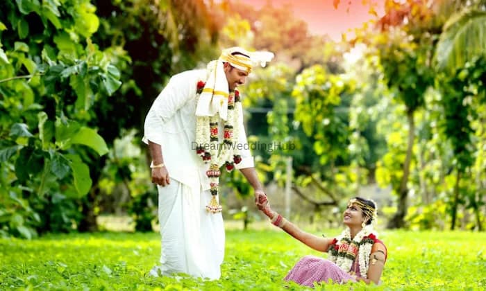 Ring Ring Wedding Photography