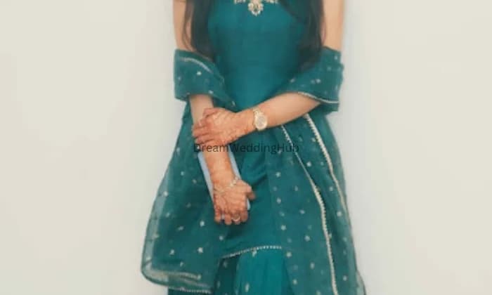 Poonam s Customized Studio