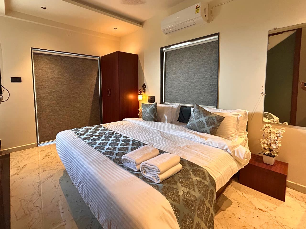 BAYWATCH RESORT BHOGAVE