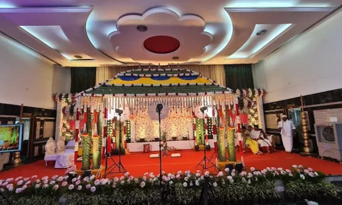 DNDS Convention Hall