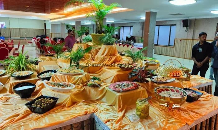 Diamonds fort caterers