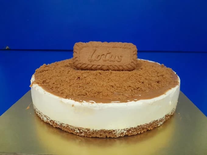 Blueberry The Live Cake Shop