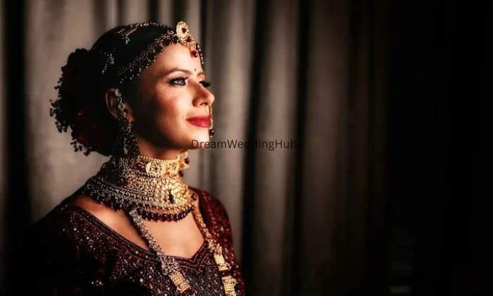 Glittering makeovers by Smruti