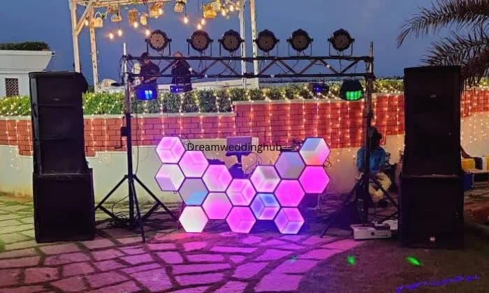 DJ Vicky Sound and Lighting