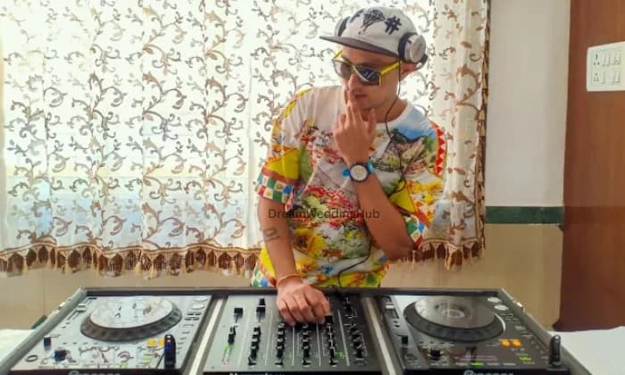 Priya DJ Sound System And Lights