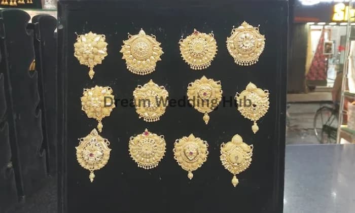 Sri Naga Gold Covering