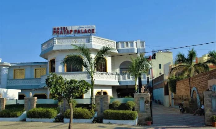 Hotel Pratap Palace