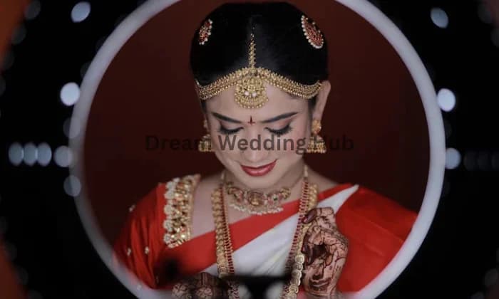 Helen Thomas Makeup Artistry