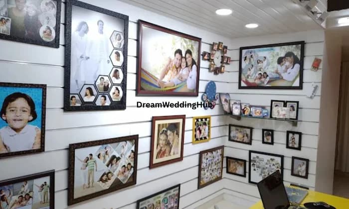 Smile please instant photo studio