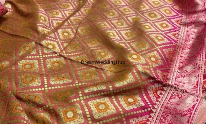 Radha Govind Dress Wale