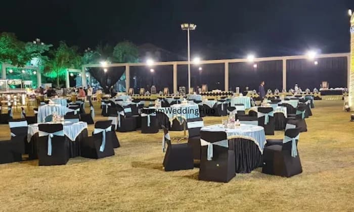 Mayuris Greenwood Garden