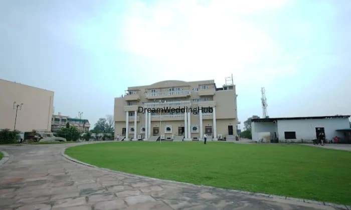Palak Palace Resort  Garden