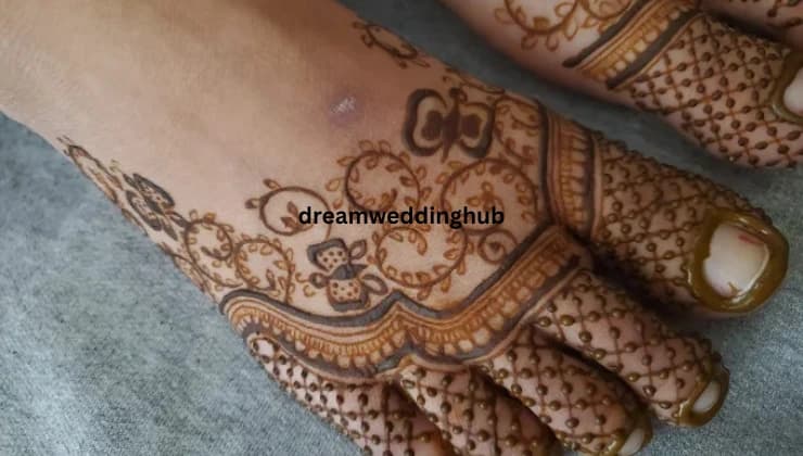 Dipti Joshis Mehndi Art