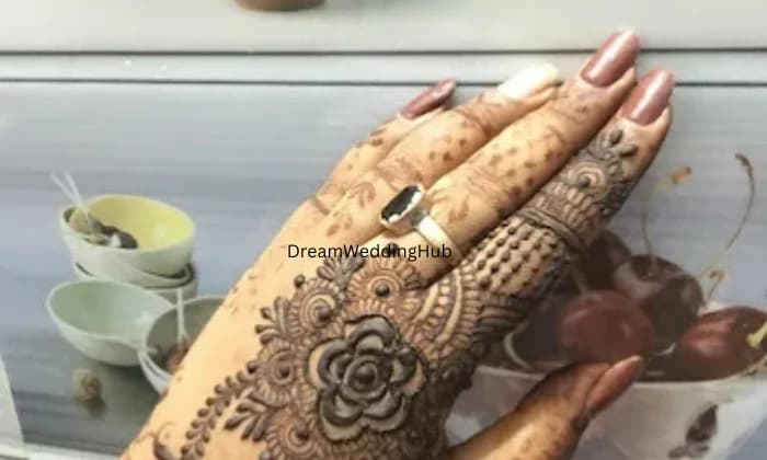 Shuhagan bridal  mehndi  design