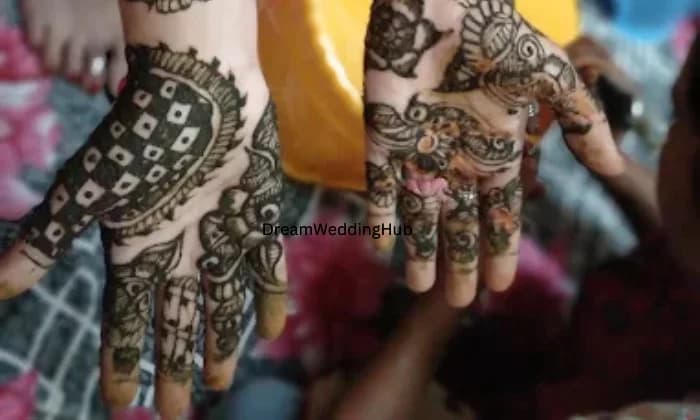 Krishna  Mehendi  Artist