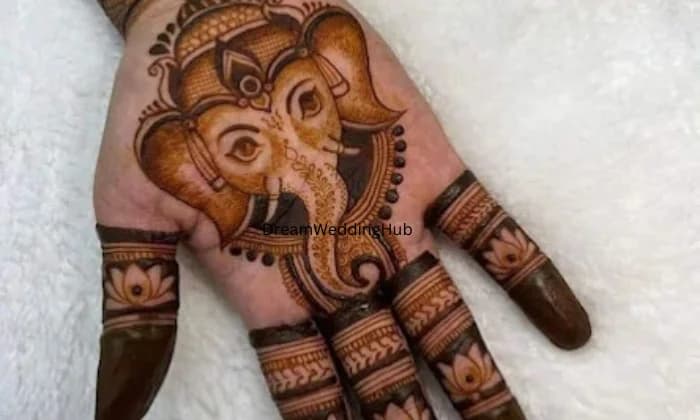 AKASH  Mehandi  arts