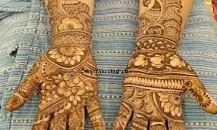 Trishnas Mehandi
